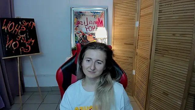 CamillaDreamer webcam