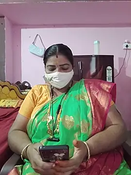 tamil_lathikaaa webcam