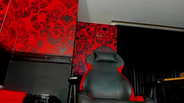 Miss_KathyFox webcam