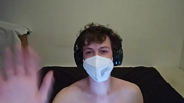 Curiousbiguy02 webcam