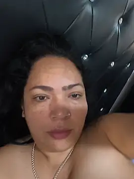 NIKOLE1301 webcam