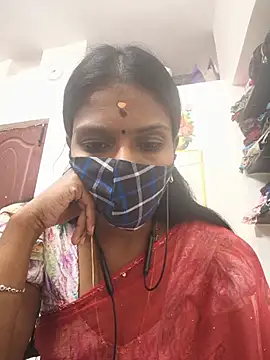 Tamil_Yalini12 live cam on StripChat