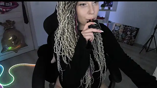 HoneySallyMoore webcam
