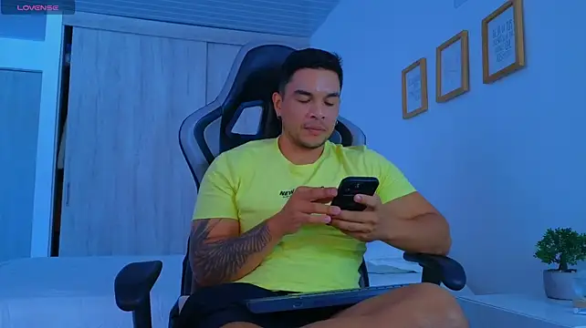 estebandelouis live sex cam