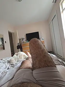 MysterBearMG live sex cam