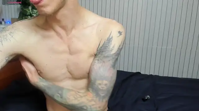 James2Inked webcam