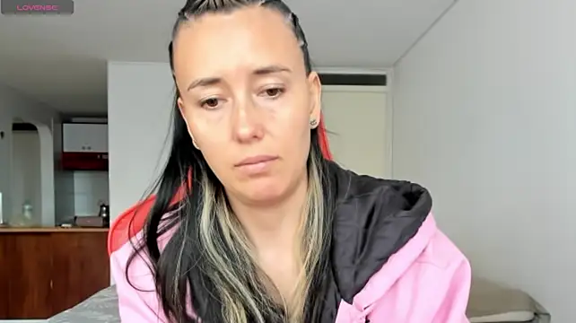 zoe_jeane_beker webcam