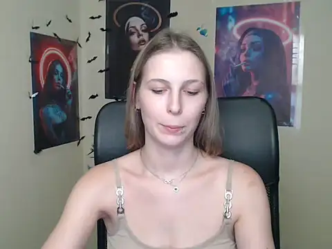 StrangerGi webcam