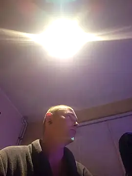 piercingpik webcam