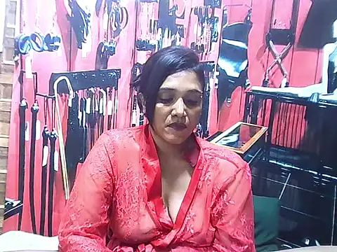 IndianSexyLady20 webcam
