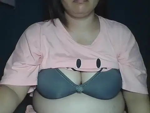 MommyKaye30 webcam