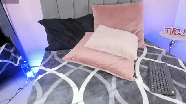 ashely_rous_ webcam