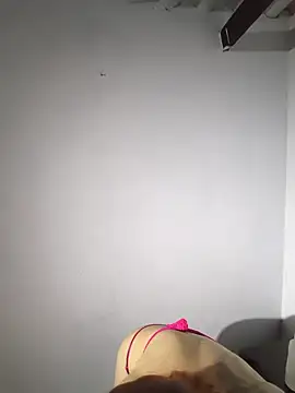 ariavelvet_s webcam