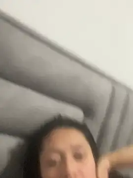 Ivonne_Noir webcam