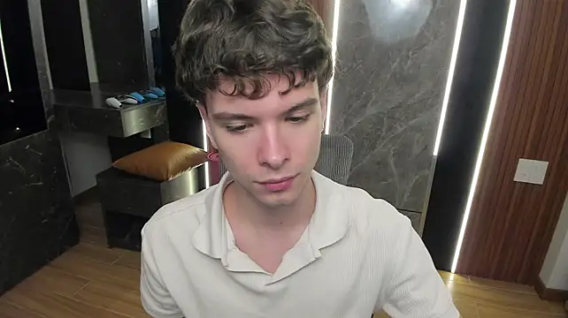 calvin_love_you webcam