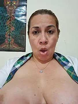 Zaralu_ webcam