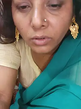 Hot-Rimi01 webcam