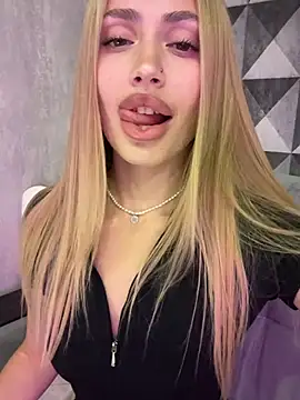 Elizabeth_Tay webcam