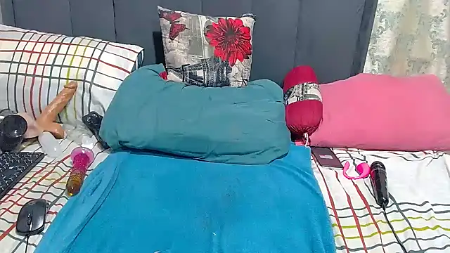 SwaziBeauty webcam