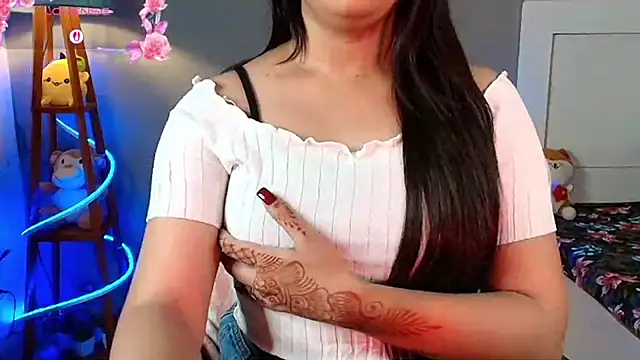 Miss-Sana webcam
