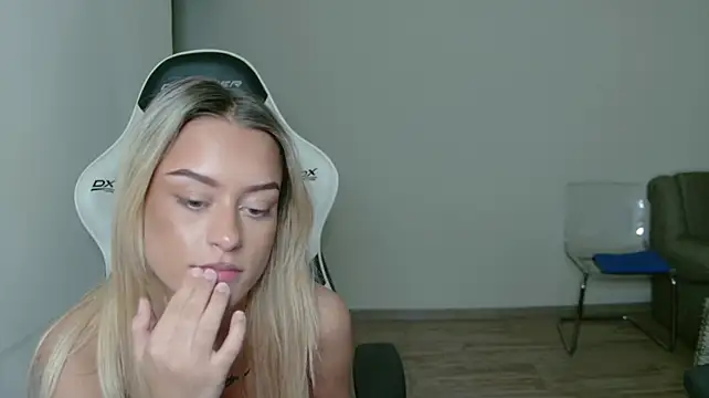 anyaamurr webcam