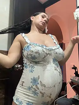 Mau_White webcam
