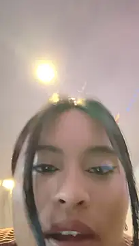 bella_warzon live sex cam