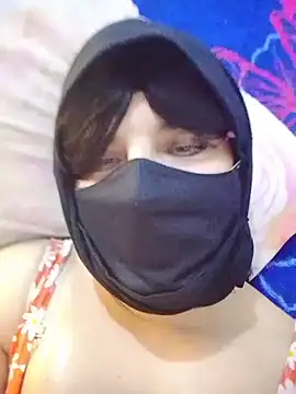 Banouti_23 webcam