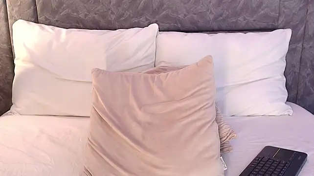 dhalia_lux_ webcam