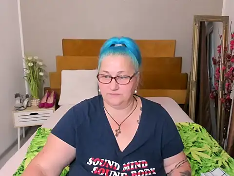 Sugarmommy_69X webcam