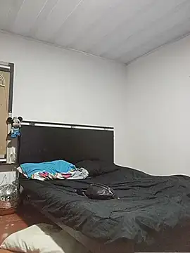 Skinyhot99 webcam
