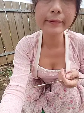 Linda-yiyi webcam
