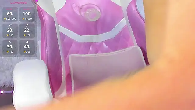 Maggie_Moore webcam