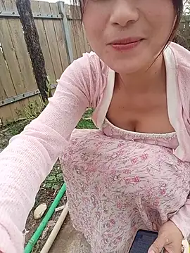 Linda-yiyi webcam