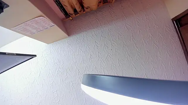LalilaBrunettee webcam