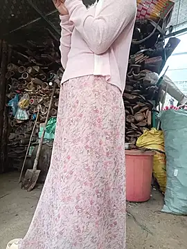Linda-yiyi webcam