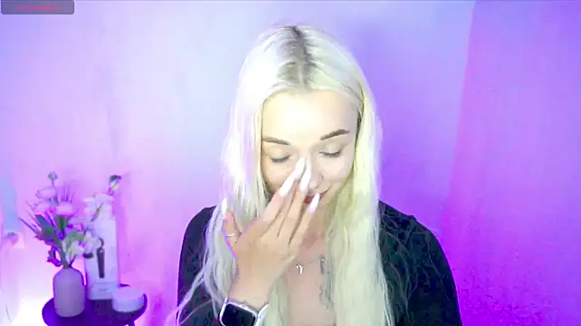 Ashley_S webcam