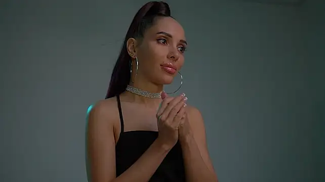 Mila_May_ webcam