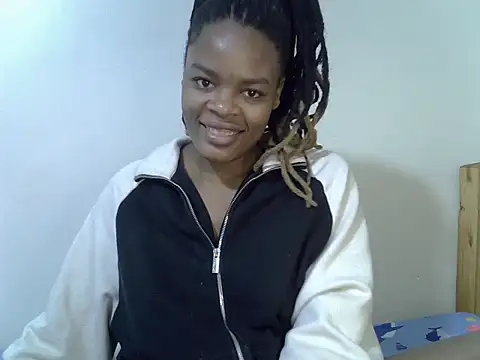 destiny_ellah webcam