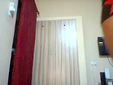 Heavy-Beauty webcam