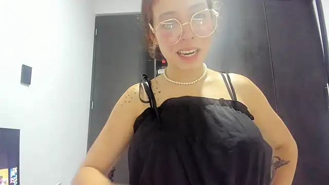 Miranda-cambell live sex cam