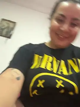 Abril_Luv webcam