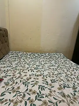 PayalDesire webcam