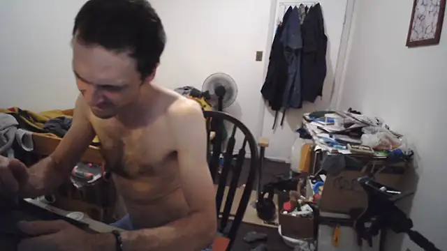 JohnnyMoves webcam