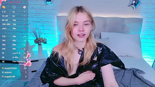 ChloeWells webcam