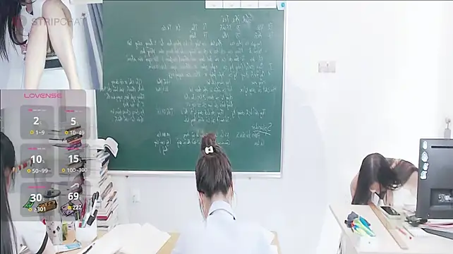 _Math_ Live Webcam on Stripchat