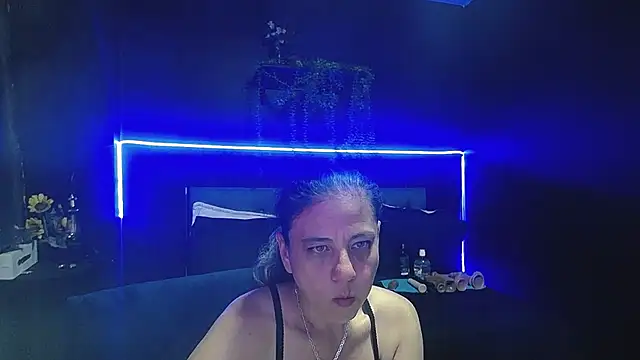 sasi_luna webcam
