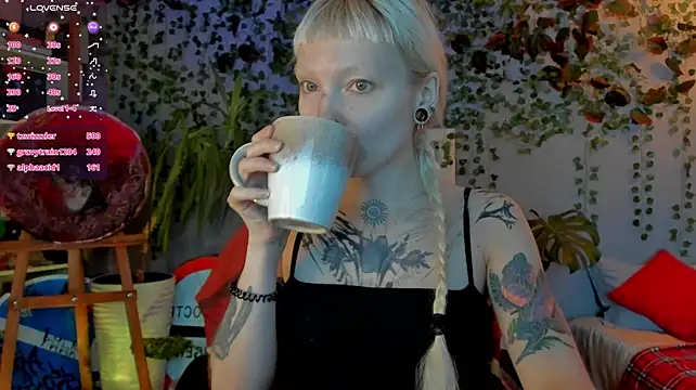 tattoo_art_baby live cam on StripChat