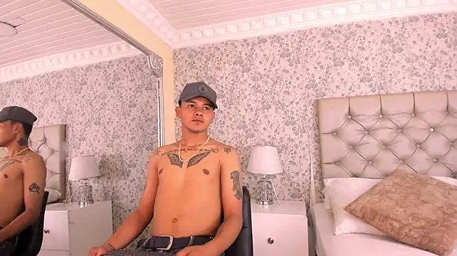 GabrielGandi live cam on StripChat