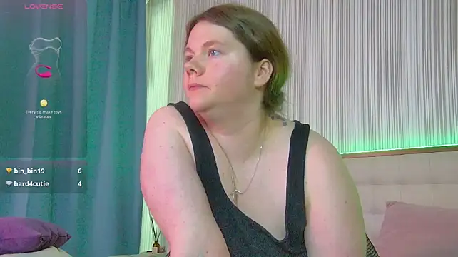 RubyValen webcam